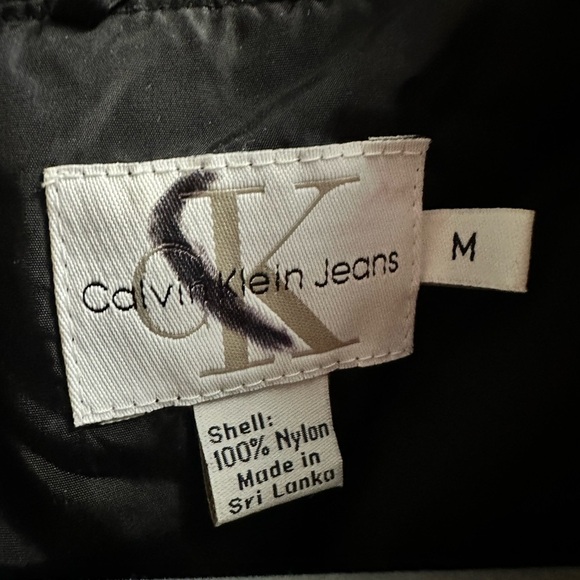 Calvin Klein Vest Size Medium - Picture 5 of 12